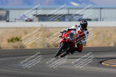 media/Dec-18-2022-SoCal Trackdays (Sun) [[8099a50955]]/Turn 4 (1pm)/